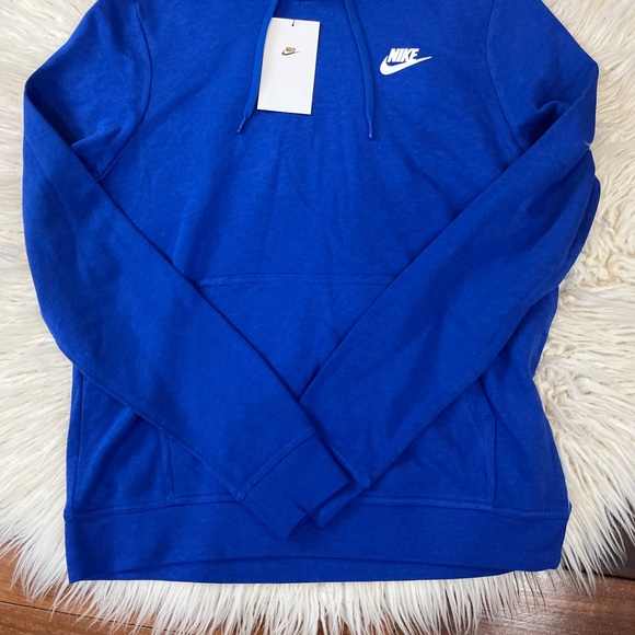 New🌿Nike Sportswear Hooded Sweatshirt - Picture 3 of 7